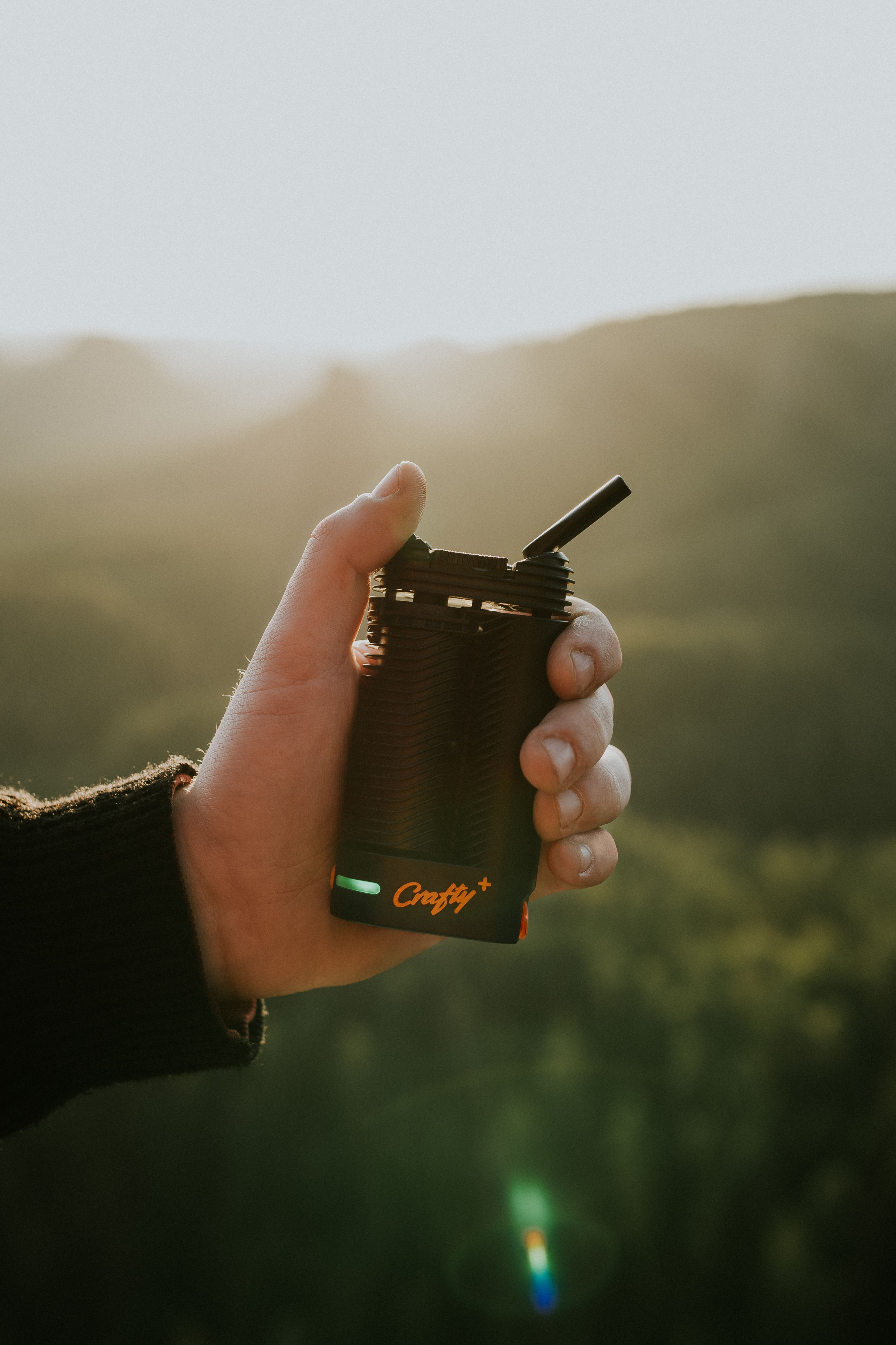 Review of The Crafty Plus Vaporizer - The Vape Critic